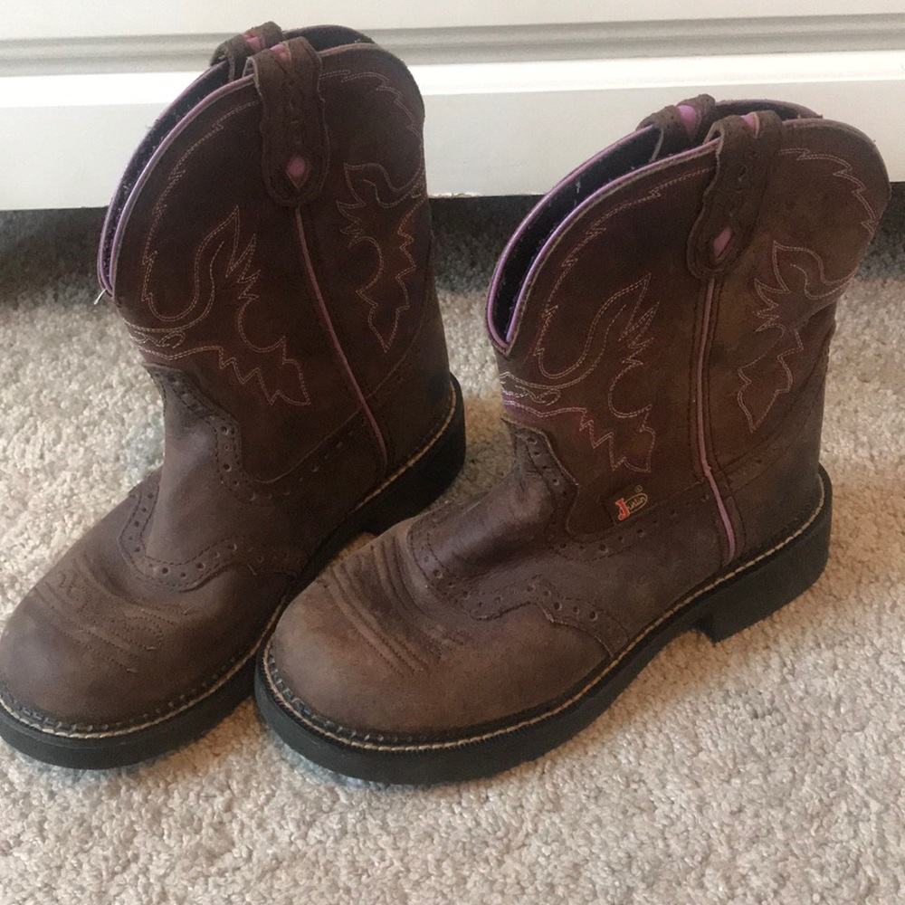 Cowgirl boots for sale!!